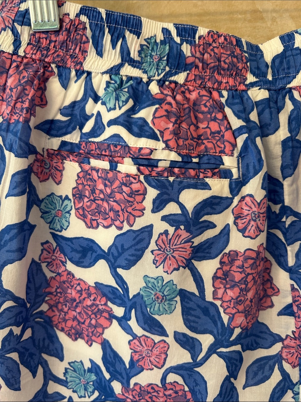 Vineyard Vines Shorts - Picture 5 of 9
